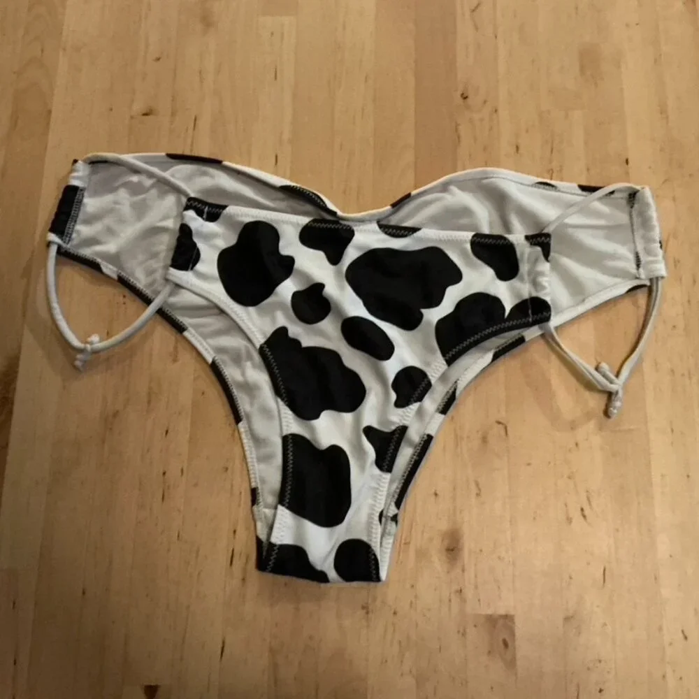 Plus - 3 Piece Cow Hide Pattern Set - Picture 3 of 3